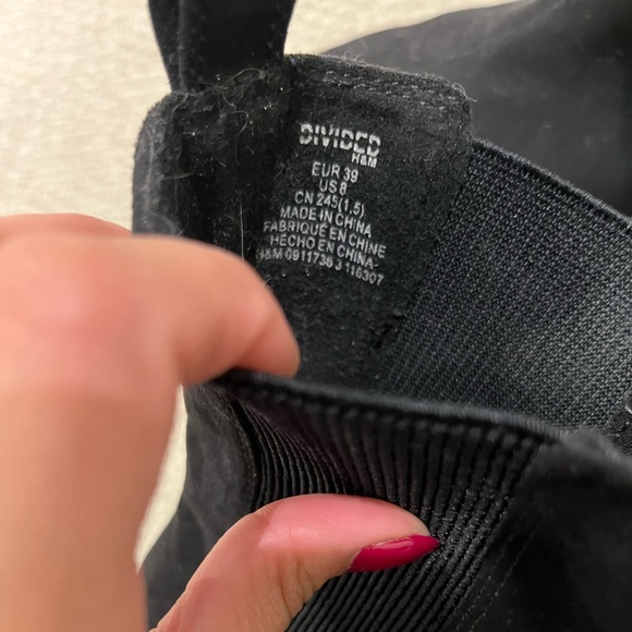 H&M Platform Faux Suede Chelsea Boots - Picture 4 of 8